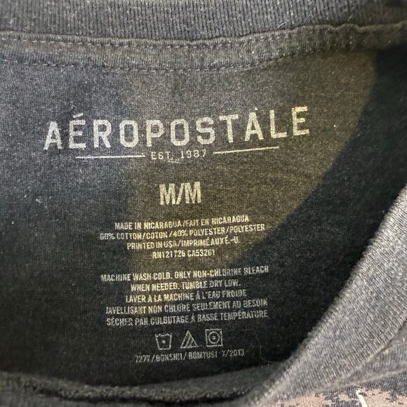 Aeropostale women’s LANY graphic shirt size Medium - Picture 4 of 6